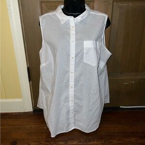 ⭐️St. John's Bay White Textured Cotton Button Up Sleeveless Top Size 1X